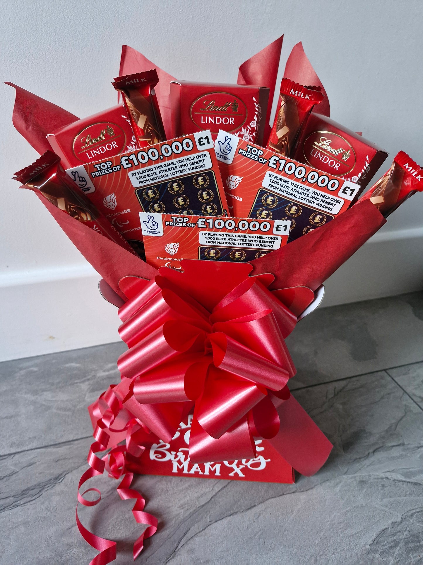 Lindt Scratchcard bouquet