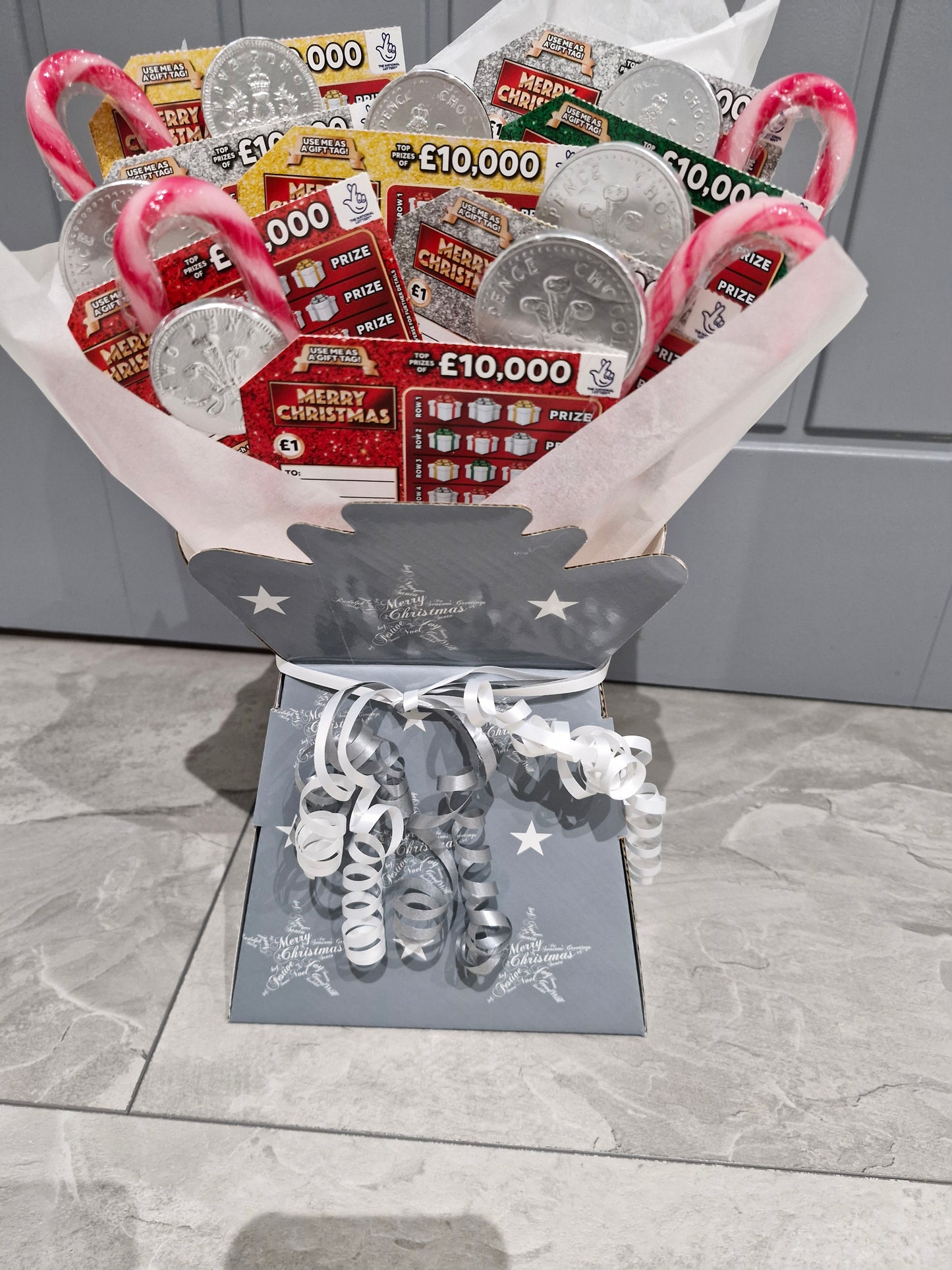 Christmas scratchcard bouquet